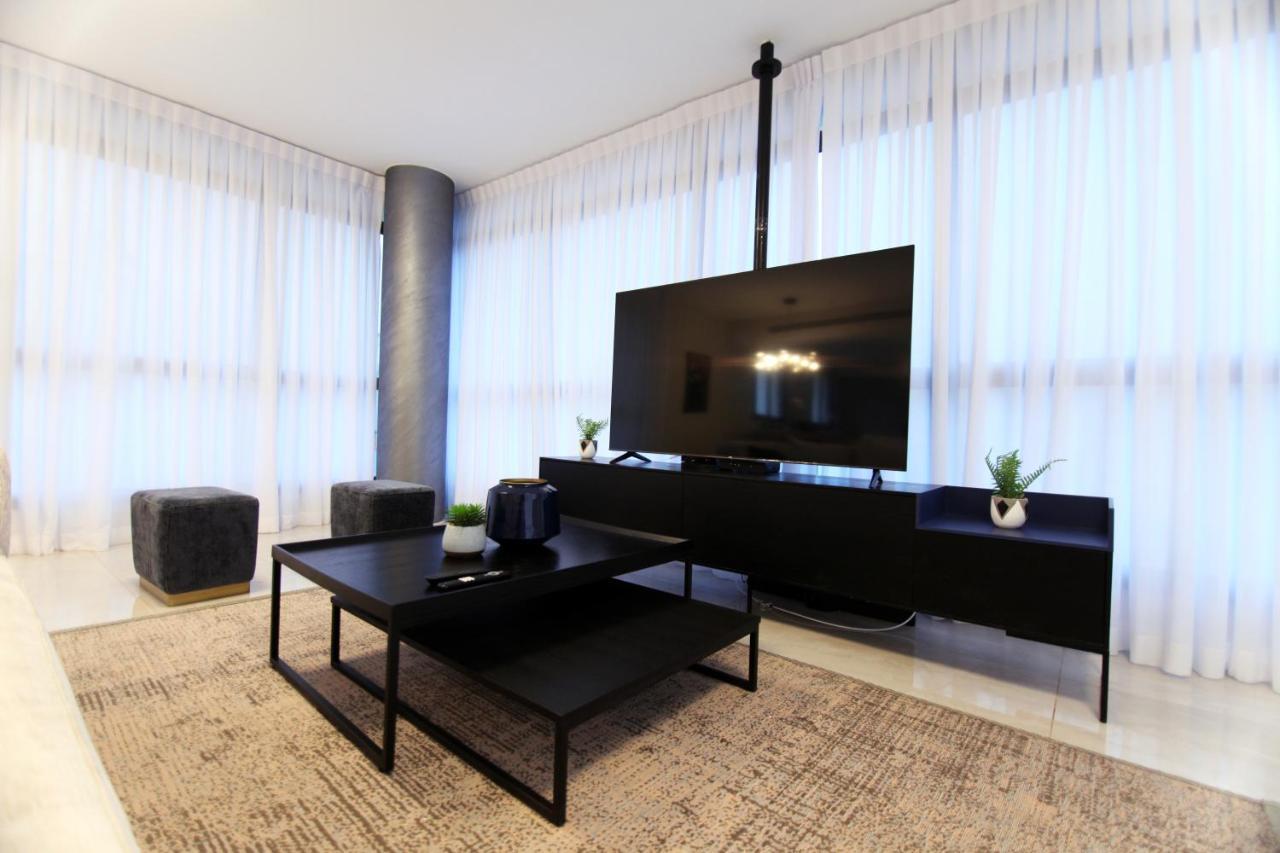 Mini Penthouse Near The Beach Netanya Exterior foto